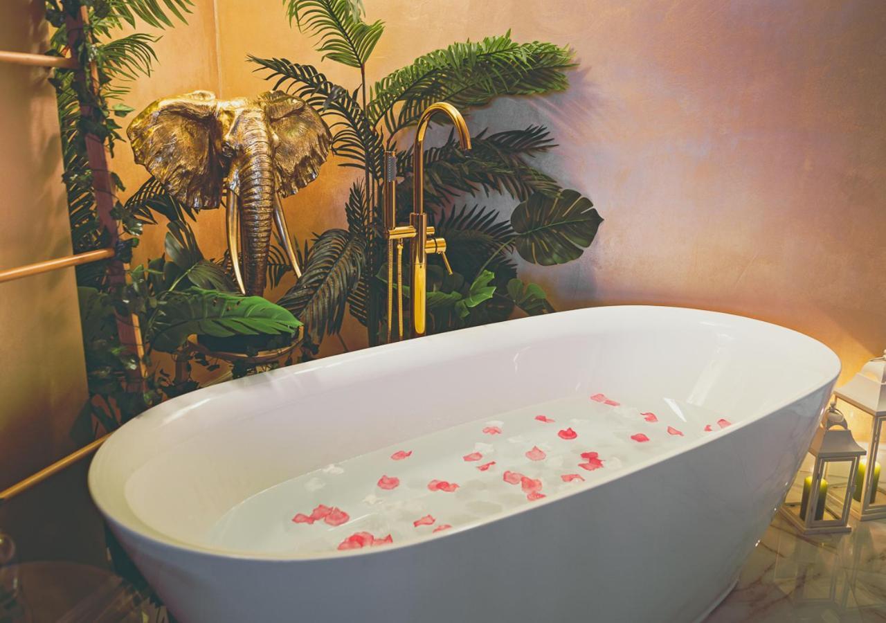 Jungle Suite --- Vasca In Camera Turín Exteriér fotografie